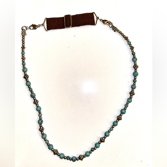 Lila Rose hair accessories lot 2 clips, 1 headband, 1 hair stick - Picture 3 of 4